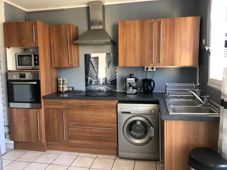 Appartement Balcon, Place De Parking, Centre Ville Valence  Eksteriør bilde